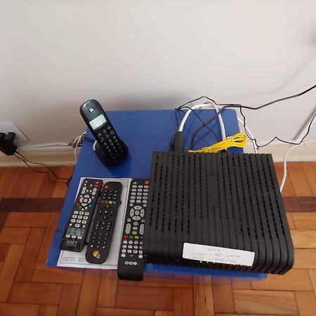 Apartamento Inteiro Entre Gloria, Catete E Praia Do Flamengo,Ao Lado Da Lapa- Zona Sul Rio De Janeiro-Rj, Banh, Coz, Sala E Quarto ภายนอก รูปภาพ